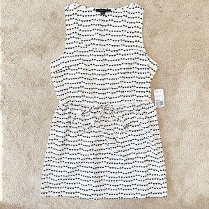 White/Black arrow dress